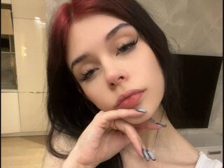 LoraBrow's Show Profile Image